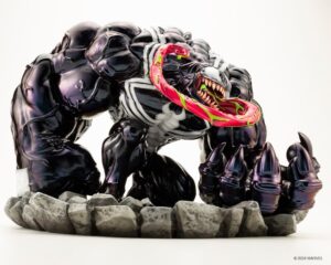 Marvel-Universe-Venom-Armed-&-Dangerous-ARTFX-Artist-Series-Statue